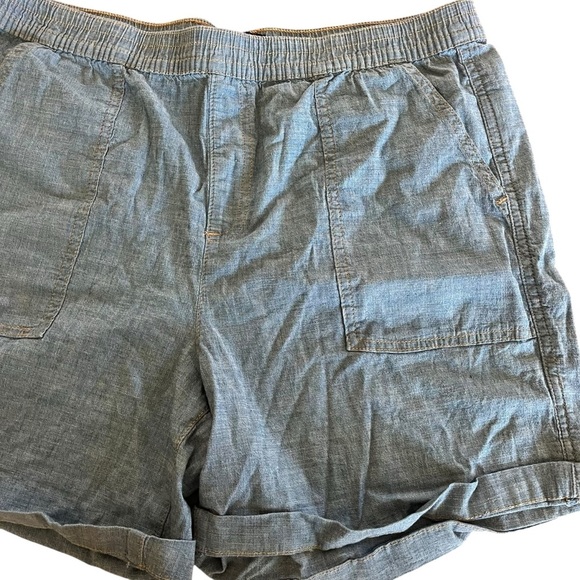 Jordache Casual Blue chambray soft lightweight cotton Shorts women’s large - Picture 2 of 9
